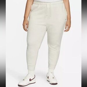 Nike Women's Oatmeal Heather Club Fleece Joggers